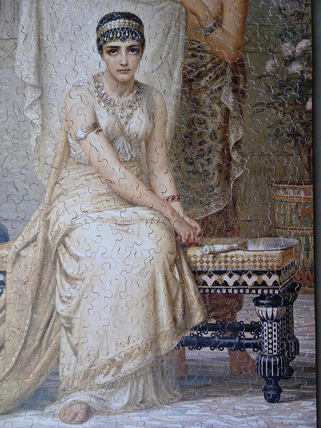 Detail 547pc Queen Esther
