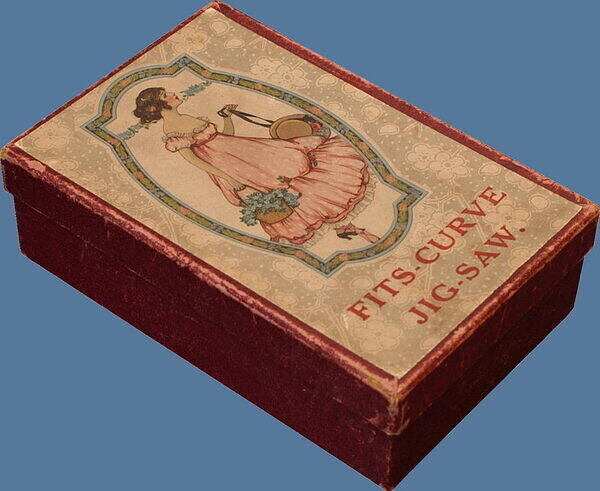 IT MUS'NT WET ITS FEET (BOX 2).jpg