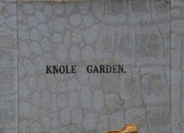 KNOLE GARDEN 003.JPG