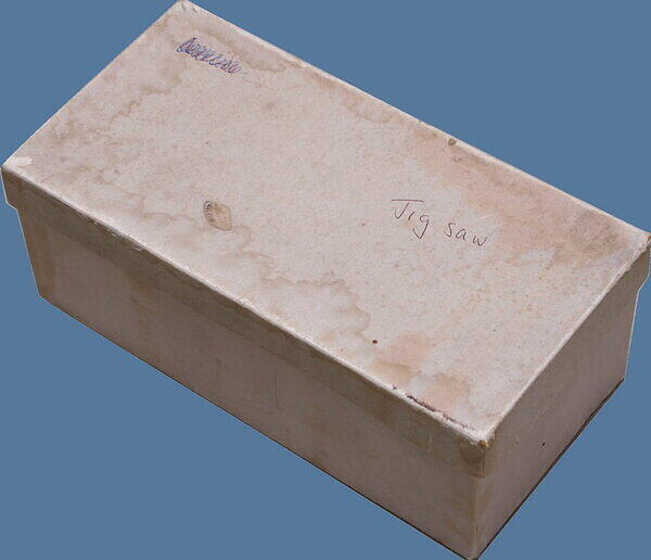 WATER BOARD GIRL (BOX).jpg