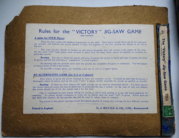 Packaging - The Victory Jigsaw Game Set for 4 box crushed