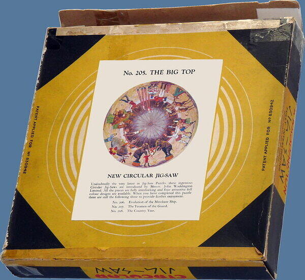 205 THE BIG TOP (LABEL).jpg
