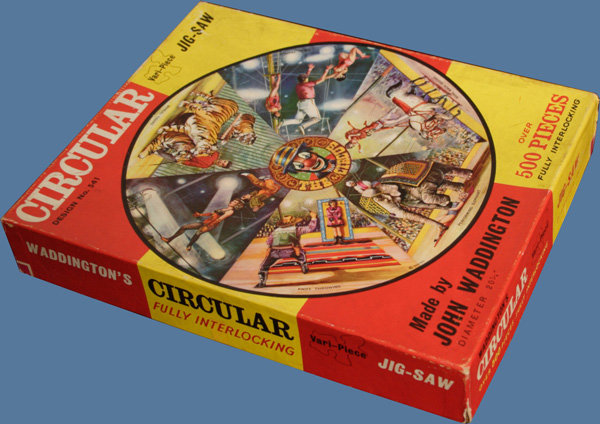 541 The Circus (Box).jpg
