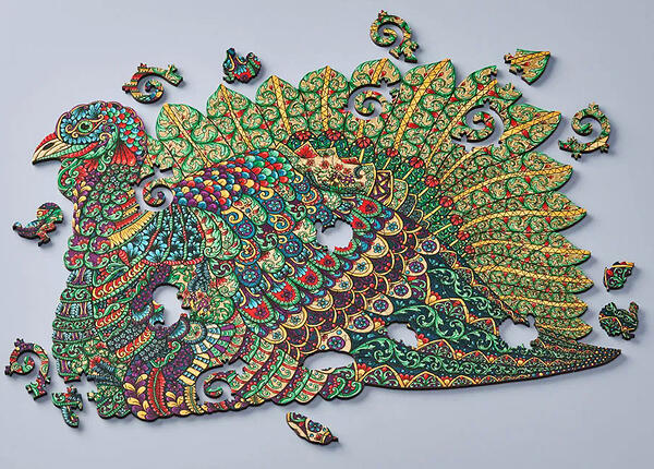Xmas25 Vine Cut Magnificent Turkey by Delyth Angharad 220pc 440pc